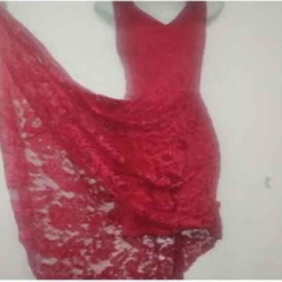 Muadress ** Beautiful Red Lace Hi-Lo Dress in size XL - Picture 2 of 13